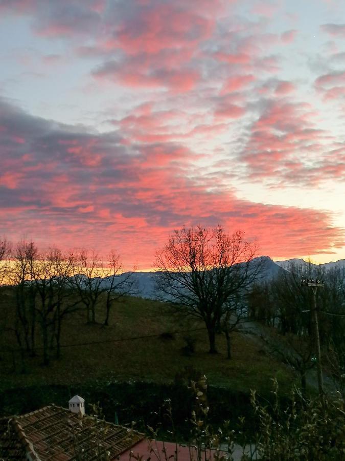 Meteora'S Sunset Lägenhet Kalampaka Exteriör bild
